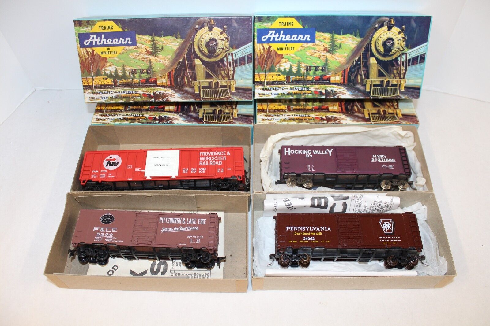 Lot Of 4 Vintage HO Scale Athearn Box Cars